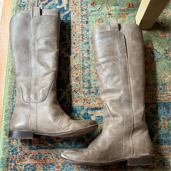 Frye Paige Tall Riding Boots size 7 extended calf gray. Worn 2-3 times. Like new - Picture 2 of 3